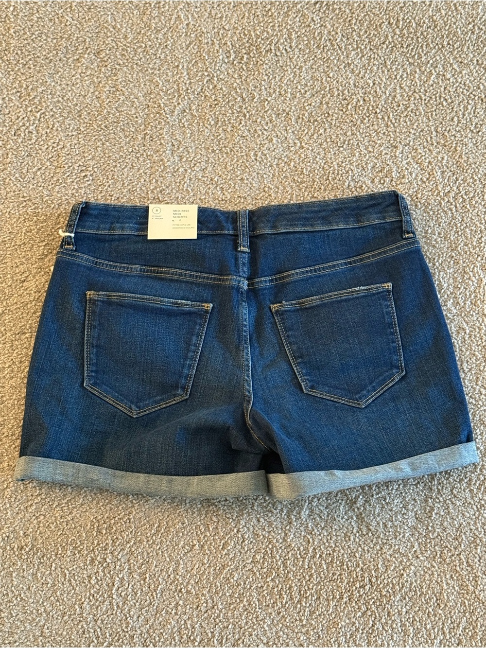 NWT Universal Thread Mid-Rise Midi Denim Shorts Women’s Size 8/29 Dark Wash - Picture 5 of 7